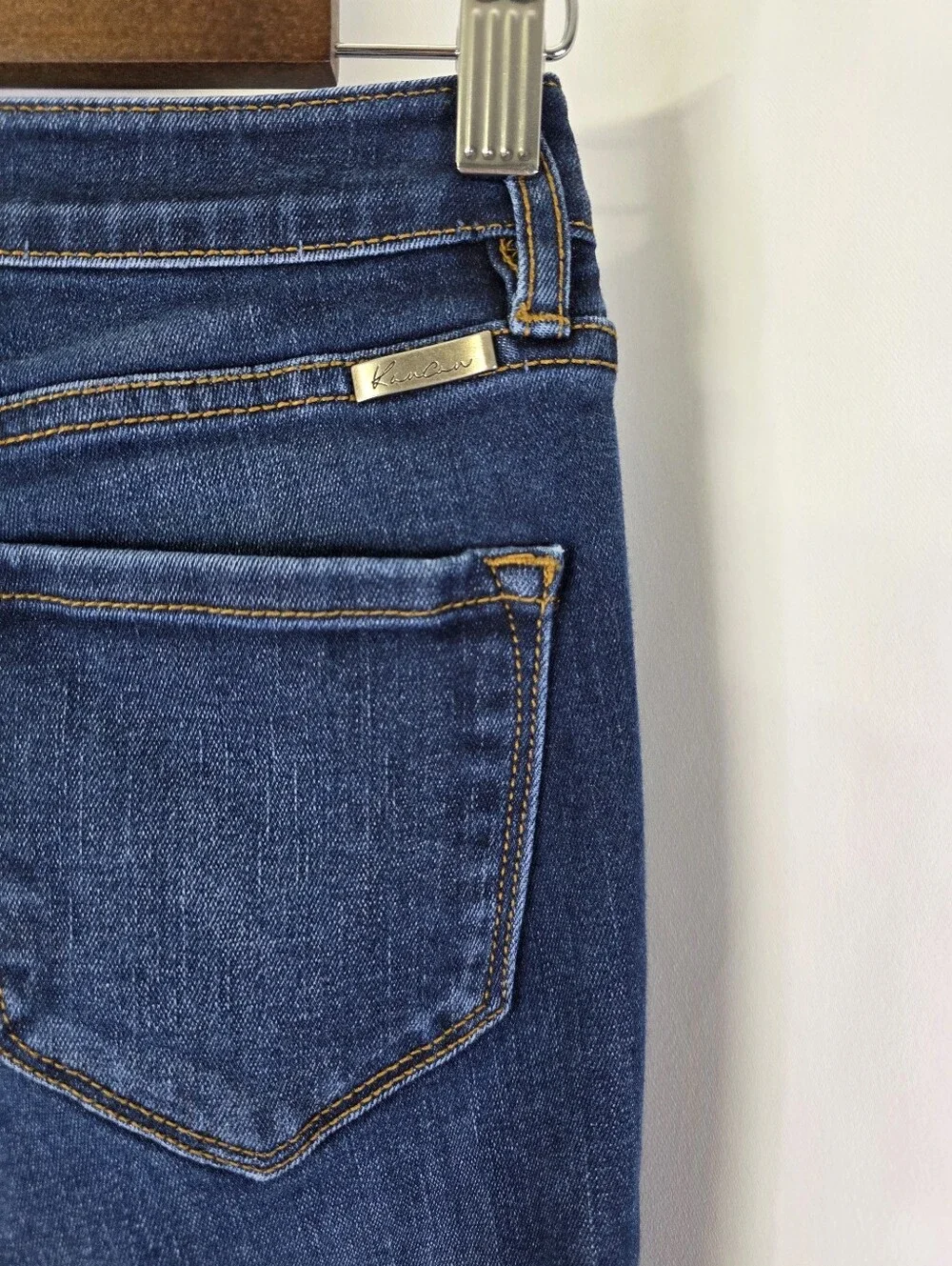 KanCan Jeans Women's Size 3/25 Mid Rise Jegging Jeans Stretchy Super Skinny Blue